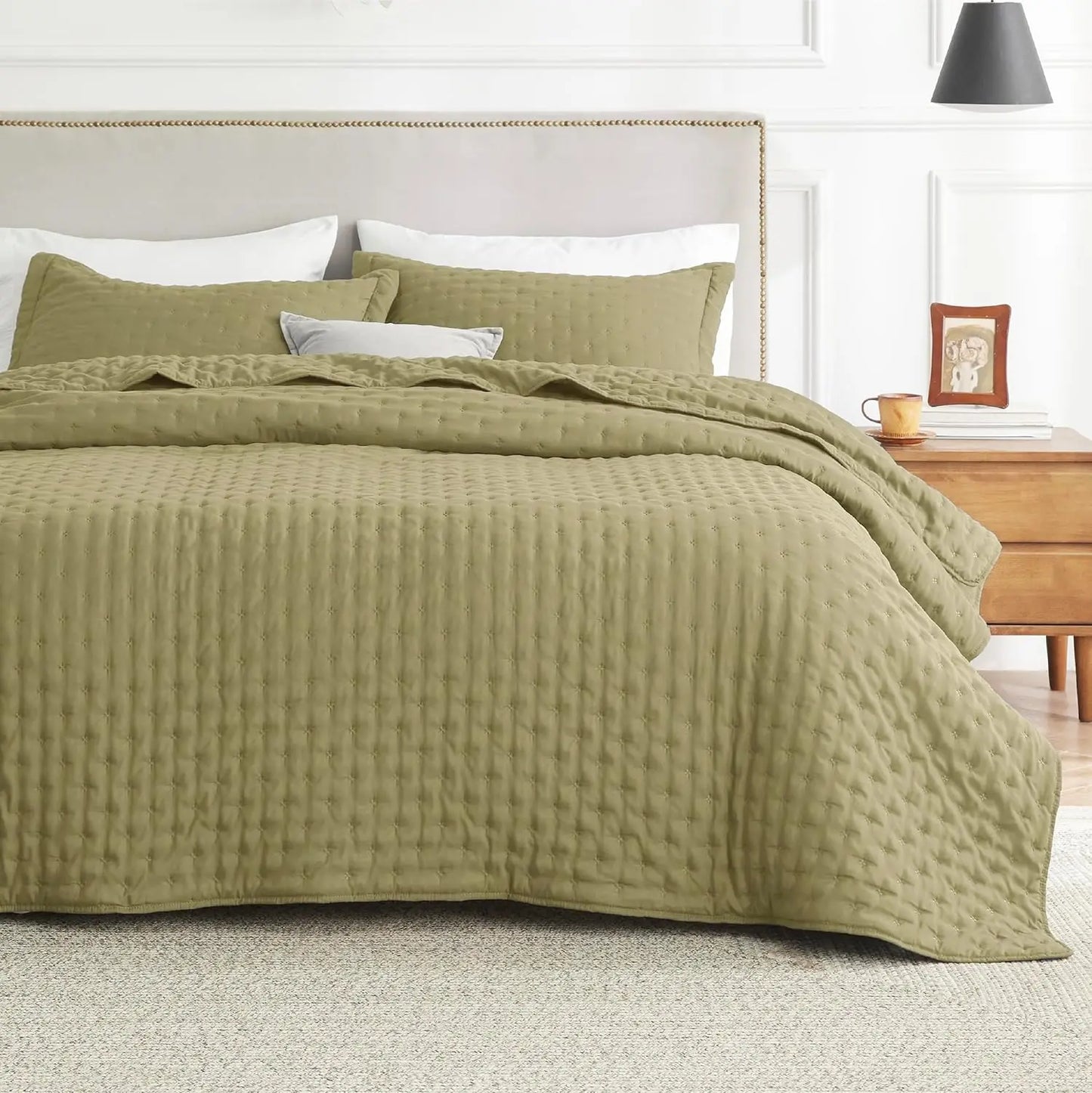 Bedsure Extra Long Quilt Set - Soft Ultrasonic - Clover Bedspread