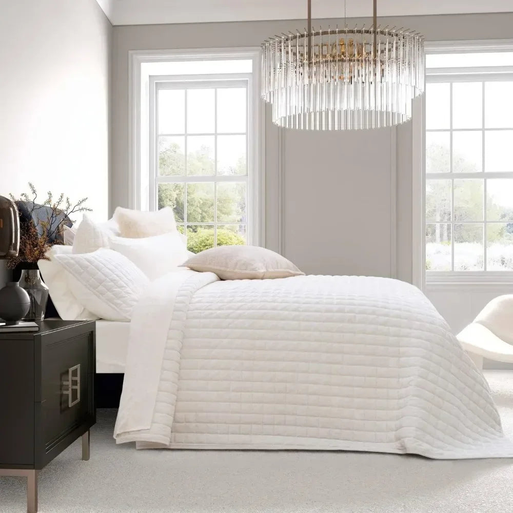 Velvet Quilt Set King Size, Lightweight Comforter Set, Oversized Bedspread Quilted Set, with 2 Matching Pillow Shams,Cream White